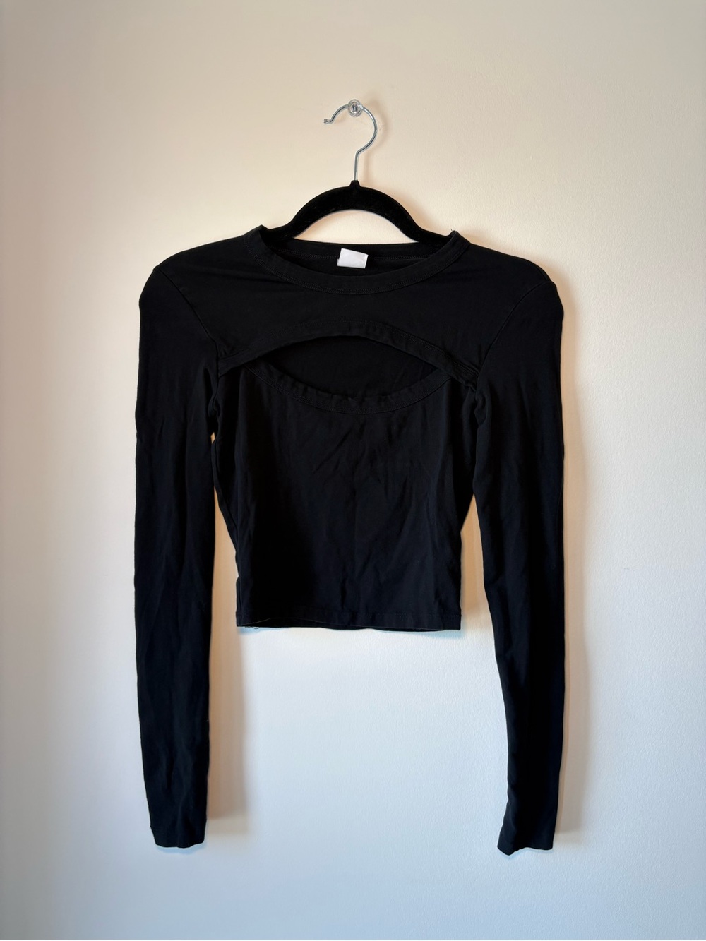 TNA Black Long Sleeve Cutout Crop Top